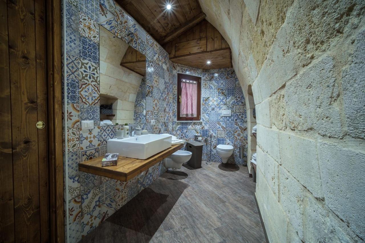 Roberto'S Guest House Andria Bagian luar foto