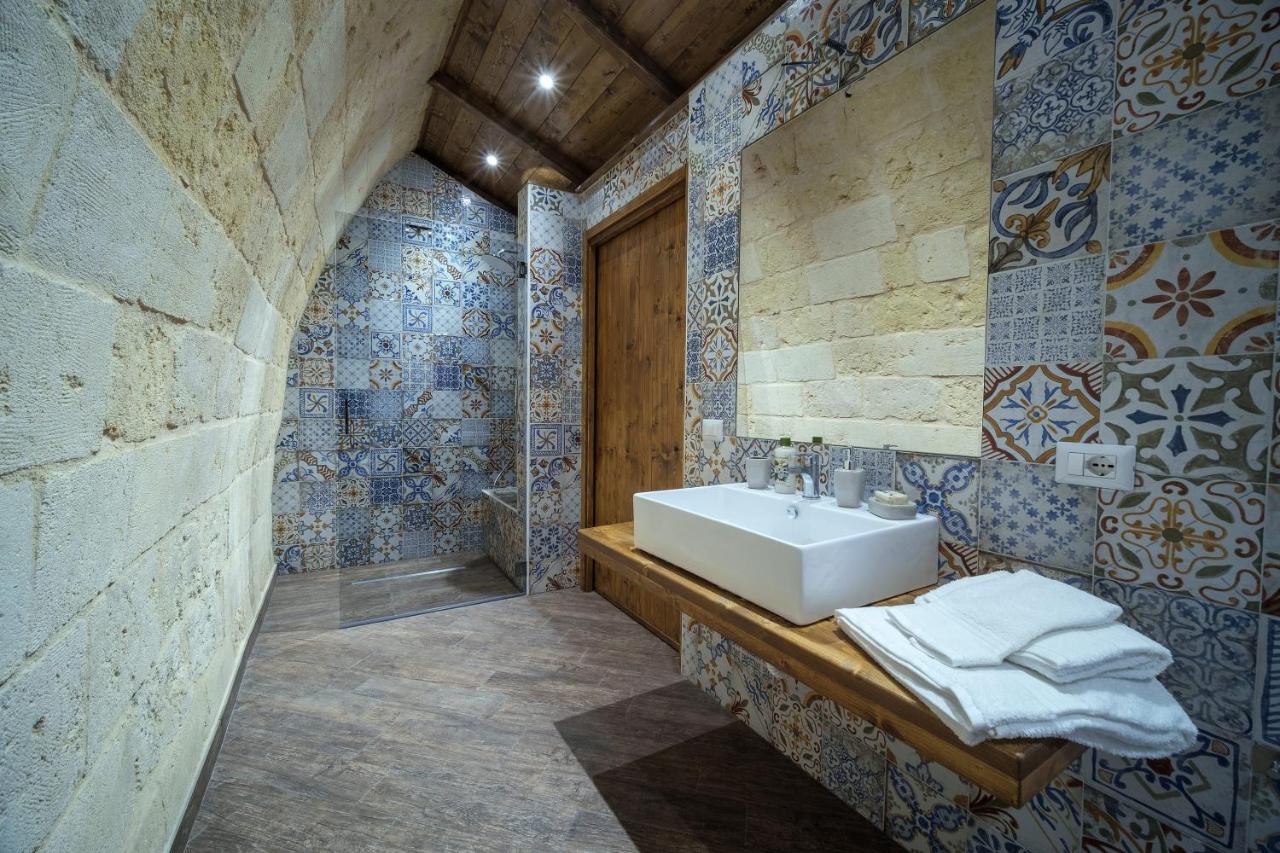 Roberto'S Guest House Andria Bagian luar foto